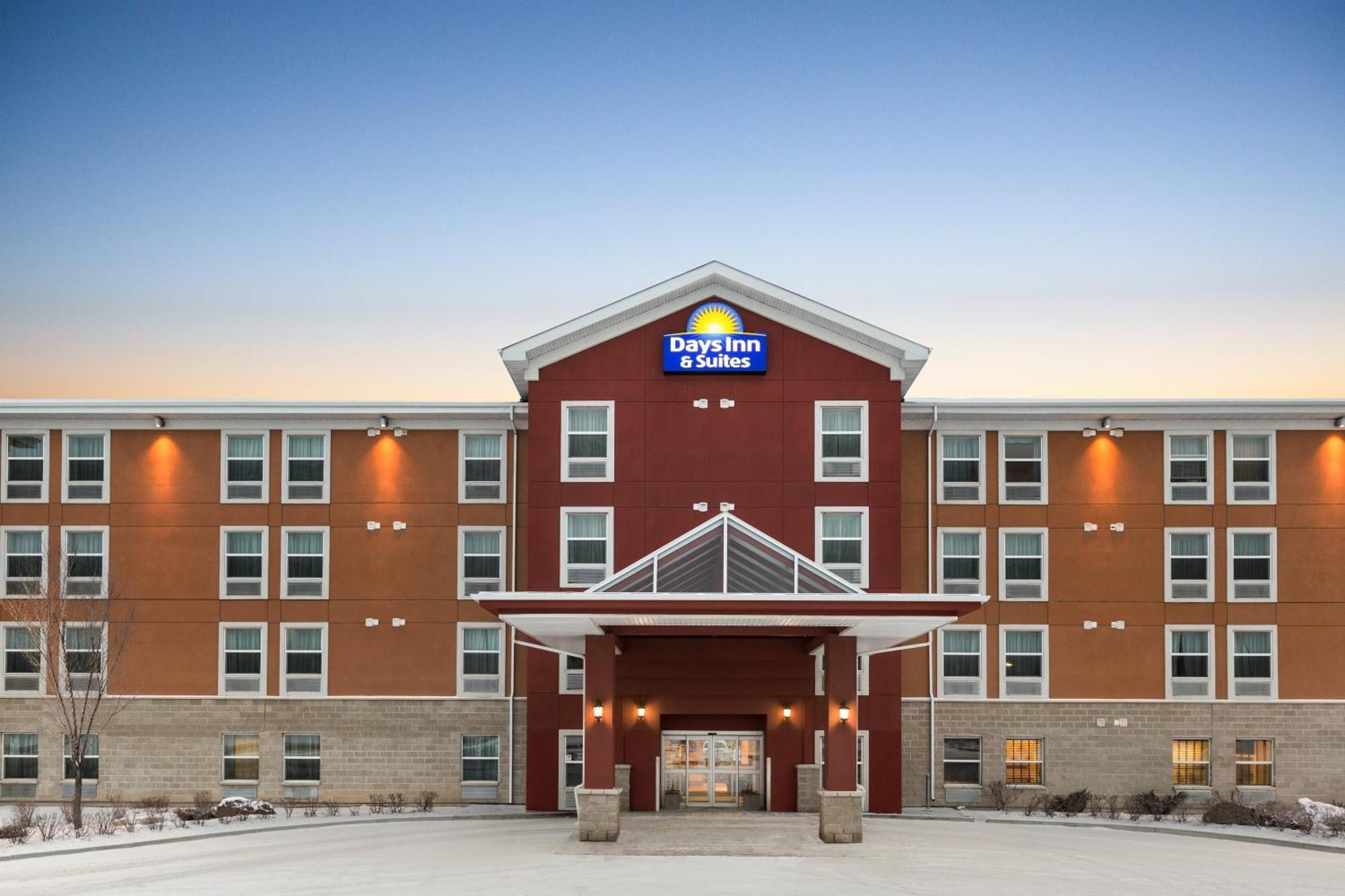 Days Inn & Suites By Wyndham Sherwood Park Edmonton Екстериор снимка