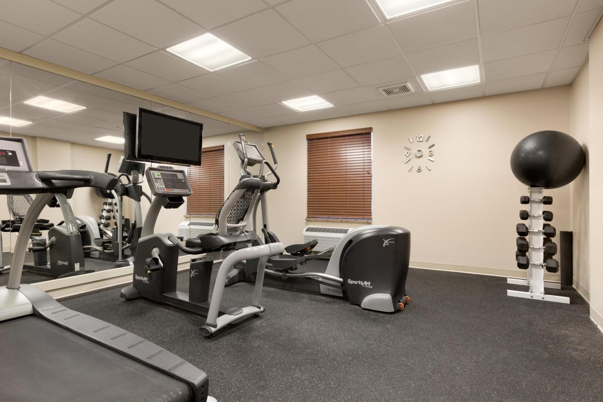 Days Inn & Suites By Wyndham Sherwood Park Edmonton Екстериор снимка