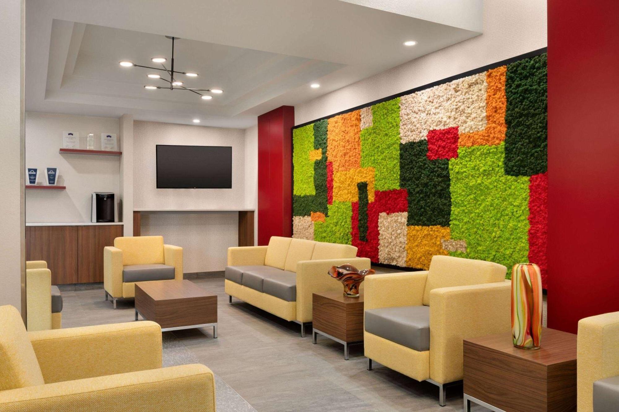 Days Inn & Suites By Wyndham Sherwood Park Edmonton Екстериор снимка